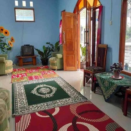 Express O 91370 Rumah Pemandangan Semeru Asli Lumajang ภายนอก รูปภาพ
